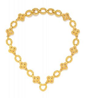 An 18 Karat Yellow Gold Textured Quatrefoil Link Necklace, 96.00 dwts.