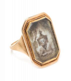 A Neoclassical Rose Gold Mourning Ring, American, Circa 1785, 3.40 dwts.