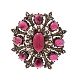 A Victorian Garnet and Seed Pearl Brooch, 9.10 dwts.