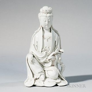 Blanc de Chine Figure of Guanyin 白色观音像