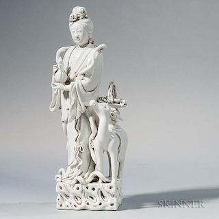 Dehua Blanc-de-Chine Figure of Guanyin 白瓷观音像