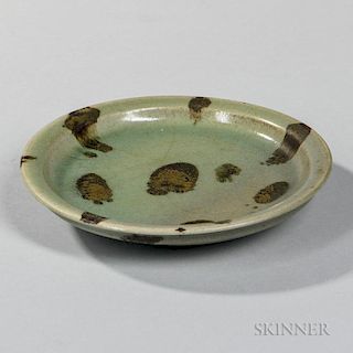 Celadon-glazed Dish 青瓷碟子