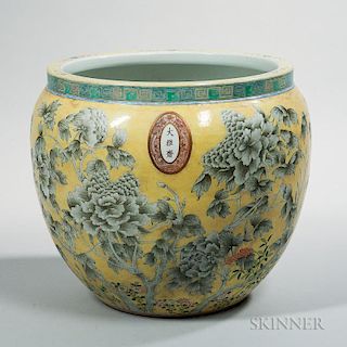 Large Yellow-glazed Dayazhai   Bowl 黄色釉大瓷罐