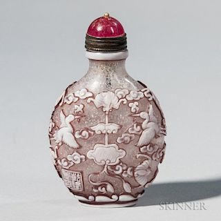 Snowflake Peking Glass Snuff Bottle 玻璃鼻烟壶