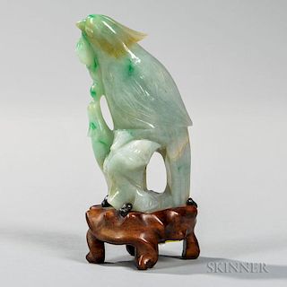 Jadeite Carving of a Bird and Chick 玉雕鸟和小鸡