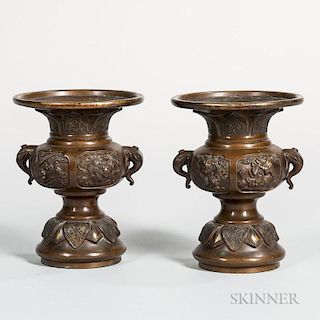 Pair of Bronze Vases 一对铜瓶