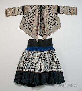 Dong Woman's Jacket and Skirt 中国妇女上衣和裙子