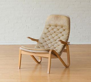 BRUNO MATHSSON / DUX LEATHER UPHOLSTERED LAMINATED BIRCH AND LINEN LOUNGE CHAIR