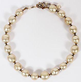 MIRIAM HASKELL BAROQUE FAUX PEARL NECKLACE