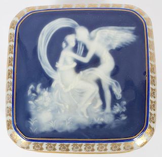 AFTER GERARD FRENCH PATE-SUR-PATE PORCELAIN BOX