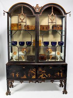 CHINESE CHIPPENDALE-STYLE CABINET