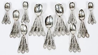 TOWLE OLD ENGLISH STERLING SPOONS 35 PIECES