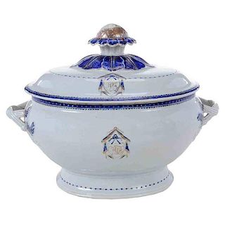 Chinese Export Armorial Tureen