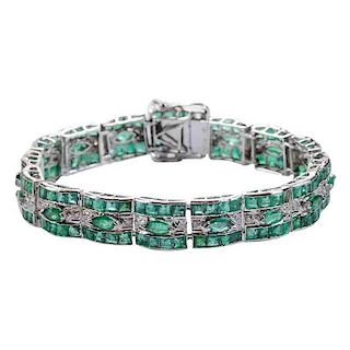 14 kt. Emerald and Diamond Bracelet