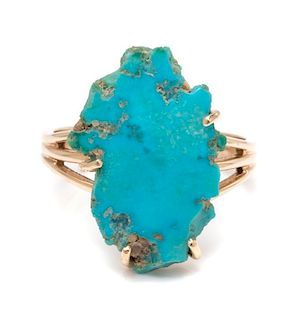 A Yellow Gold and Turquoise Ring, 2.00 dwts.
