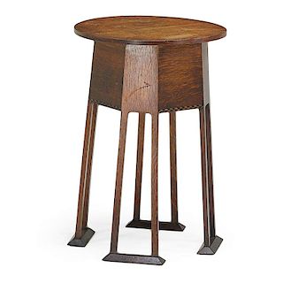 ENGLISH ARTS & CRAFTS Side table