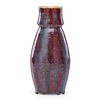 PIERRE-ADRIEN DALPAYRAT Oxblood vase