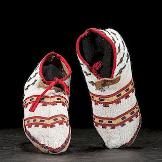 Blackfoot Beaded Hide Soft-Soled Moccasins