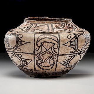 Zuni Pottery Olla
