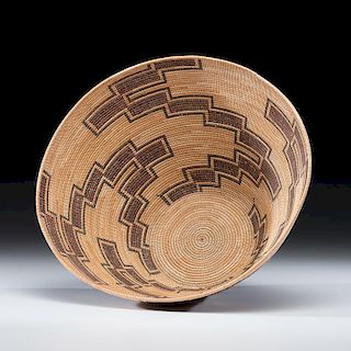 Yokut Polychrome Basket, Property of a Midwest Collector