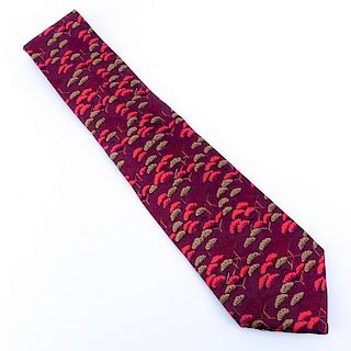 Ungaro 100% Silk Patterned Tie.