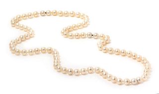 A Cultured Pearl Convertible Necklace, 45.50 dwts.