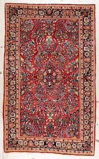 Antique Sarouk Rug: 4'2'' x 6'9'' (127 x 206 cm)
