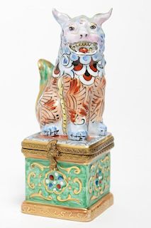 Rochard Limoges Chinese Foo Dog Porcelain Box