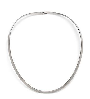 A Sterling Silver Collar Necklace, 18.00 dwts.