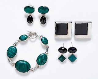A Collection of Silver, Onyx, Dyed Green Chalcedony and Glass Jewelry, Mexico, 27.20 dwts.