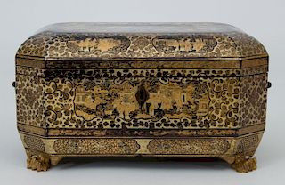 Chinese Export Black Lacquer and Parcel-Gilt Tea Caddy