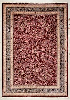 Mughal Style Rug: 9'6'' x 13'8'' (290 x 417 cm)