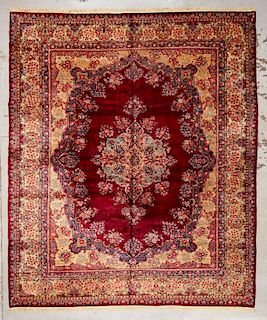 Semi-Antique Sarouk Rug: 11'1'' x 14'6'' (338 x 442 cm)