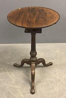 Delaware Valley Queen Anne Mahogany Candle Stand