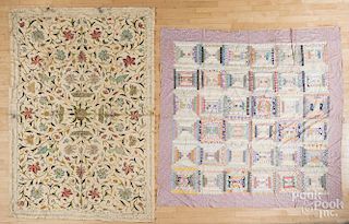 Textiles, to include a quilt cover, crewelwork,