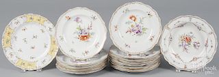 Twelve Meissen porcelain plates, 6 5/8'' dia.