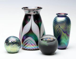 A GROUPING OF CONTEMPORARY STUDIO ART GLASS