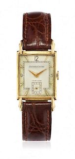 Gold gentleman’s wristwatch Jaeger-LeCoultre, 50s