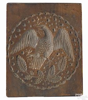 Small Pennsylvania carved walnut eagle cakeboard