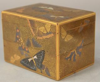 Japanese lacquered cosmetic box, background surfaces are (Nashiji) particles of gold with gold, colored and mother of pearl (
