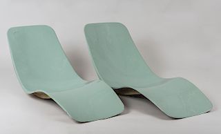 PAIR OF MODERN FIBERGLASS POOL CHAISE LOUNGES, CHARLES ZUBIENA
