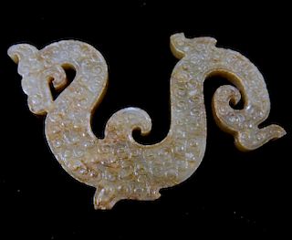 CHINESE ANTIQUE CARVED JADE DRAGON FIGURE - WARRING STATE