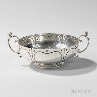 J.E. Caldwell & Co. Sterling Silver Bowl, Philadelphia, 20th century, reproduction after 1720 example by Simeon Souman, lg. h