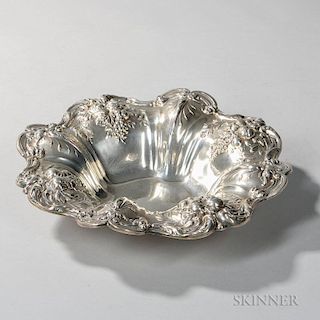 Reed & Barton "Francis I" Pattern Sterling Silver Bowl, Massachusetts, 1948, dia. 11 1/4 in., approx. 21.0 troy oz.