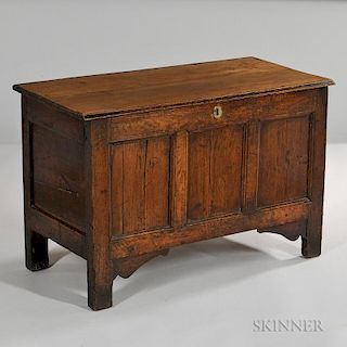 Georgian Oak Coffer, 18th/19th century, rectangular top over case with paneled front, carved apron, resting on straight legs,