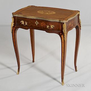 Louis XV-style Marquetry Table à Écrire, France, late 19th century, overall with gilt-bronze mounts, top inlaid with a bask
