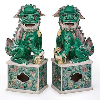 PAIR OF CHINESE PORCELAIN FOO DOGS