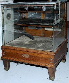 Sheaffer Ink floor display case with original shelf and feet26' x 31' x42. The top glass just sets on side and front glass, "