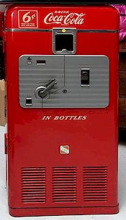 Coca-Cola machine  Vendolater model 27 original working condition