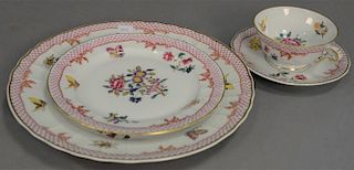 Limoges "Compagnie Des Indes" porcelain dinnerware set, sold by Bernardaud & Co. Limoges, service for fourteen
